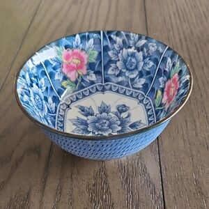 Blue Floral Japanese Soup/Rice Bowl